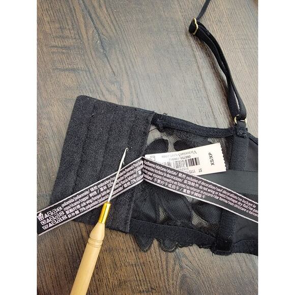 Victorias Secret Corset Bralette Top XS Black Sexy Lace V Neck Boning Black NEW - Picture 9 of 10